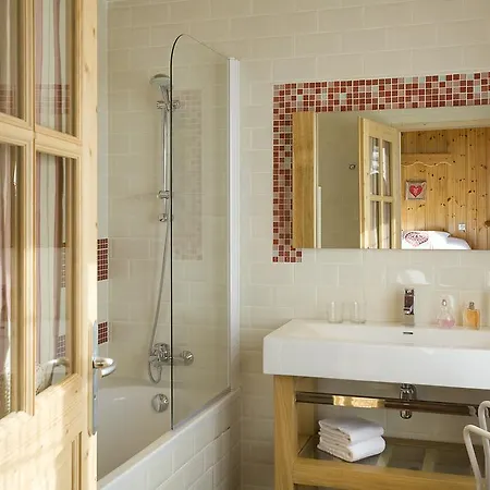 Hotel L'arbina 3*